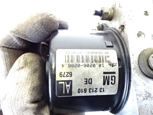 ABS AGREGAT S PUMPO OEM N. 13213610 ORIGINAL REZERVNI DEL OPEL ASTRA H A04 L48,L08,L35,L67 5P/3P/SW (2004 - 2007) DIESEL LETNIK 2005