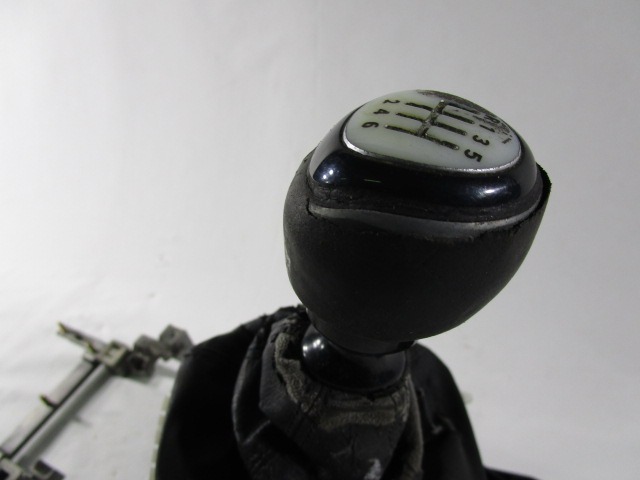 MEHANIZEM VZVODA ROCNEGA MENJALNIKA OEM N. 12786768 ORIGINAL REZERVNI DEL SAAB 9-3 YS3F MK2 BER/SW/CABRIO (2003 - 2006) DIESEL LETNIK 2005