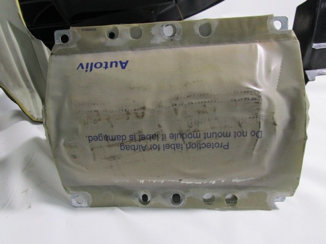 KIT AIRBAG KOMPLET OEM N. 18258 KIT AIRBAG COMPLETO ORIGINAL REZERVNI DEL SAAB 9-3 YS3F MK2 BER/SW/CABRIO (2003 - 2006) DIESEL LETNIK 2005