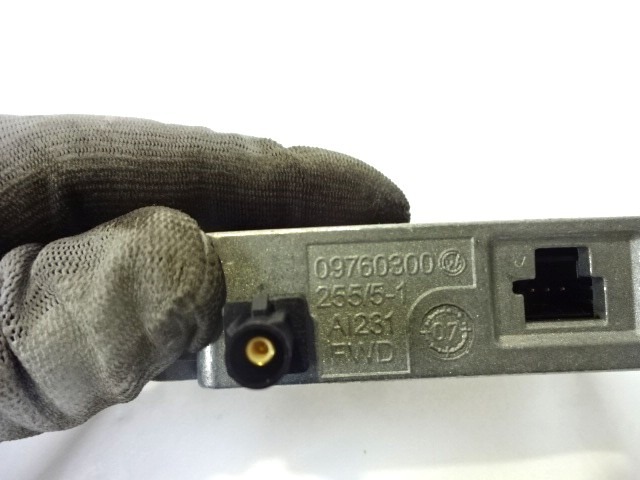 OJACEVALEC / ANTENA OEM N. 2218200885 ORIGINAL REZERVNI DEL MERCEDES CLASSE S W221 (2005 - 2013)BENZINA LETNIK 2008