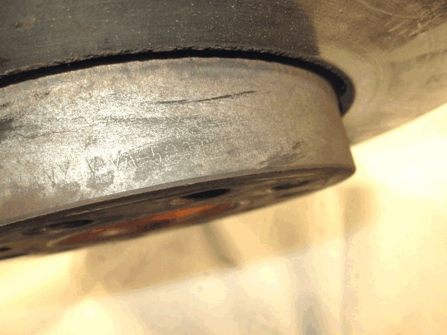 SPREDNJI ZAVORNI DISKI OEM N. 1K0615301T ORIGINAL REZERVNI DEL VOLKSWAGEN GOLF VII 5G1 BQ1 BE1 BE2 BA5 BV5 MK7 (2012 - 2017)BENZINA LETNIK 2013