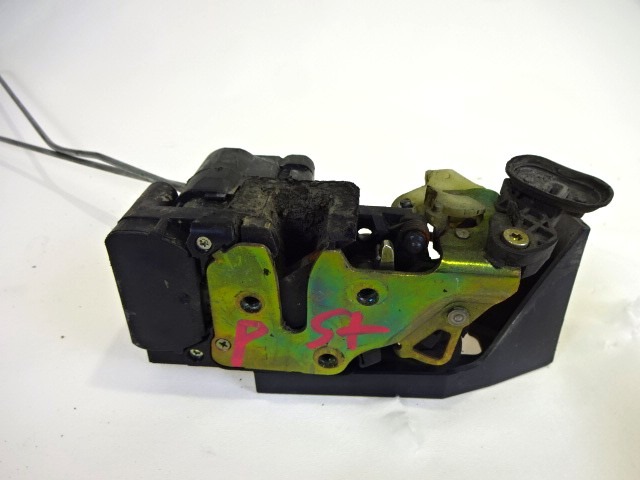 CENTRALNA KLJUCAVNICA ZADJIH LEVIH VRAT OEM N. 60692265 ORIGINAL REZERVNI DEL ALFA ROMEO 156 932 BER/SW (2000 - 2003)DIESEL LETNIK 2002