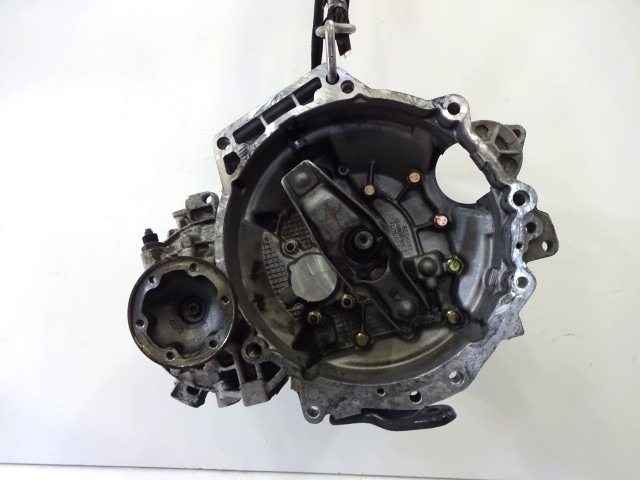ROCNI MENJALNIK OEM N. 02J301107C 02J301103N 02J300052L ORIGINAL REZERVNI DEL SKODA OCTAVIA MK1 1U2 1U5 BER/SW (1997 - 2004)DIESEL LETNIK 2001