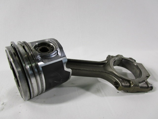 BAT ROCICNE GREDI/ OEM N. 09A242372 ORIGINAL REZERVNI DEL FIAT STILO 192 BER/SW (2001 - 2004) DIESEL LETNIK 2004