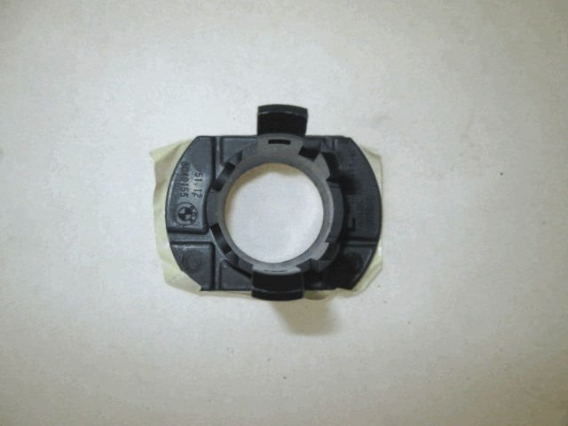 NOSILCI ZADNJEGA ODBIJACA  OEM N. 51128040155 ORIGINAL REZERVNI DEL BMW SERIE 3 BER/SW/COUPE/CABRIO E90/E91/E92/E93 (2005 -2009) DIESEL LETNIK 2005