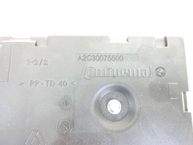KLJUCAVNICA VZIGA/KLJUC ZA VZIG OEM N. 487004399R 285901547R ORIGINAL REZERVNI DEL RENAULT CAPTUR J5 H5 (2013 - 2019) BENZINA LETNIK 2017