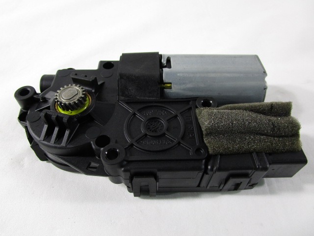 MOTOR POMICNE STREHE / SENCNIKI OEM N. 6R0959591 ORIGINAL REZERVNI DEL VOLKSWAGEN SCIROCCO 137 138 MK3 (10/2008 - 06-2014)BENZINA LETNIK 2011