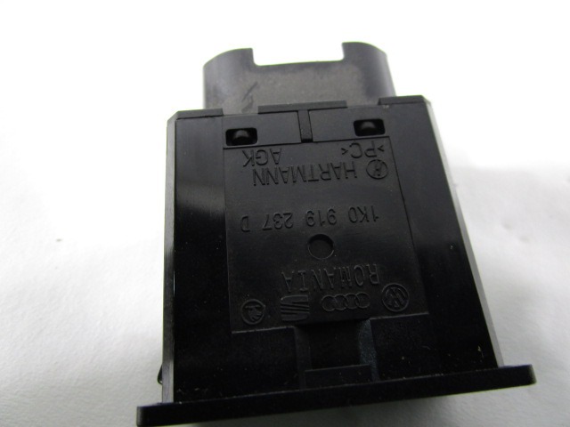 KLJUCAVNICA VZIGA/KLJUC ZA VZIG OEM N. 28232 Cilindretto avviamento / porte blocco accens ORIGINAL REZERVNI DEL VOLKSWAGEN SCIROCCO 137 138 MK3 (10/2008 - 06-2014)BENZINA LETNIK 2011