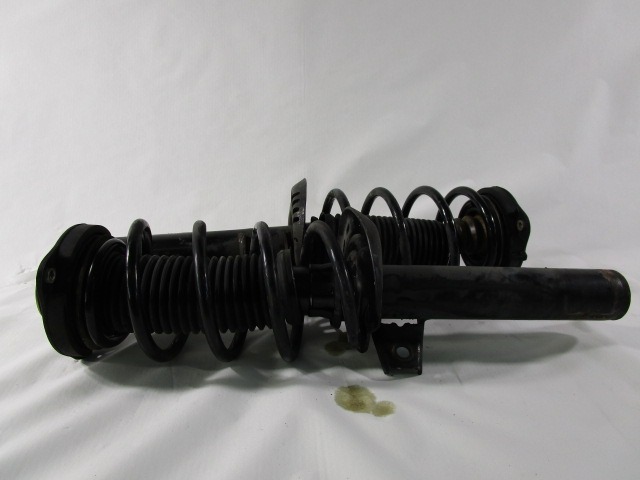 SPREDNJI AMORTIZERJI OEM N. 1T0413031HM  ORIGINAL REZERVNI DEL VOLKSWAGEN SCIROCCO 137 138 MK3 (10/2008 - 06-2014)BENZINA LETNIK 2011