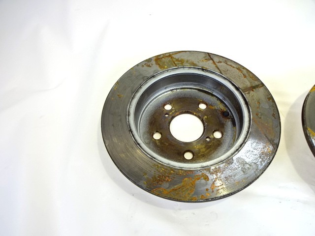 ZADNJI ZAVORNI DISKI OEM N. 204004121 ORIGINAL REZERVNI DEL TOYOTA COROLLA VERSO ZER ZZE12 R1 (2004 - 2009) BENZINA LETNIK 2005