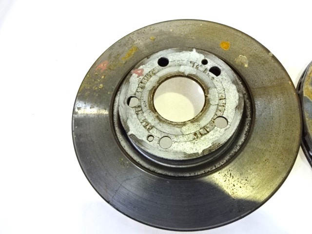SPREDNJI ZAVORNI DISKI OEM N. 435120F010 ORIGINAL REZERVNI DEL TOYOTA COROLLA VERSO ZER ZZE12 R1 (2004 - 2009) BENZINA LETNIK 2005