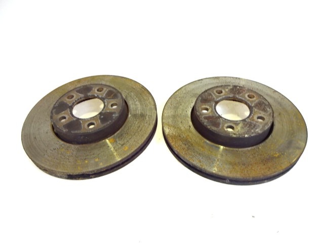 SPREDNJI ZAVORNI DISKI OEM N. 1469083 ORIGINAL REZERVNI DEL FORD FOCUS DA HCP DP MK2 BER/SW (2005 - 2008) DIESEL LETNIK 2006