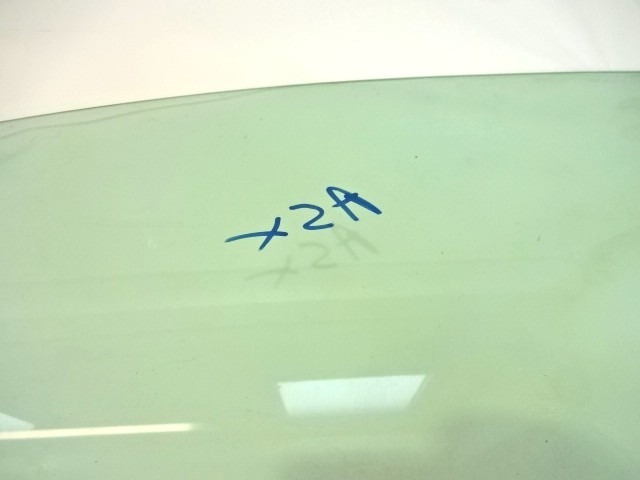 STEKLO SPREDNJIH LEVIH VRAT OEM N. 51733534 ORIGINAL REZERVNI DEL FIAT CROMA 194 MK2 R (11-2007 - 2010) DIESEL LETNIK 2009