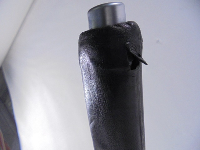 OEM N. 1K0711303M ORIGINAL REZERVNI DEL VOLKSWAGEN GOLF V 1K1 1K5 MK5 BER/SW (02/2004-11/2008) BENZINA LETNIK 2008