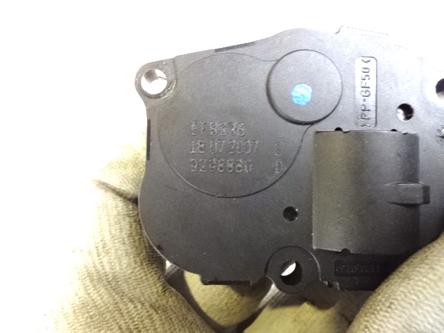 MOTORCEK OGREVANJA OEM N. 929888G ORIGINAL REZERVNI DEL MERCEDES CLASSE R W251 (2005 - 2010)DIESEL LETNIK 2007