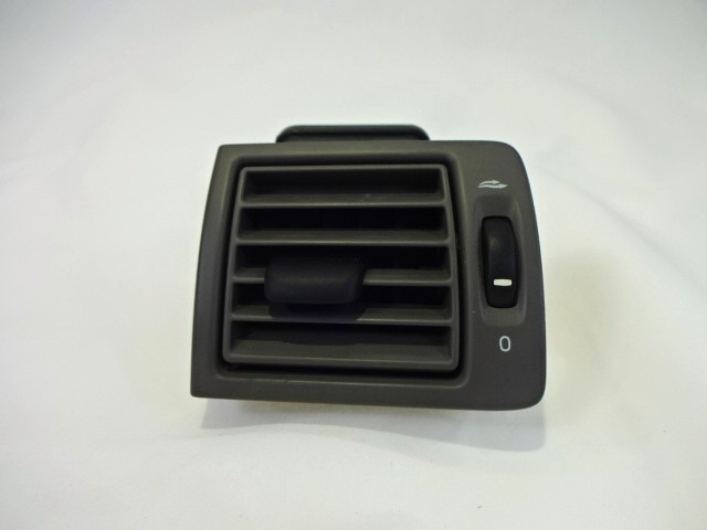 ODVOD ZRAKA OEM N. 30715098 ORIGINAL REZERVNI DEL VOLVO V50 545 (2004 - 05/2007) DIESEL LETNIK 2006