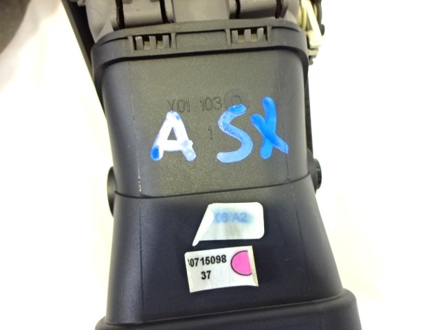 ODVOD ZRAKA OEM N. 30715098 ORIGINAL REZERVNI DEL VOLVO V50 545 (2004 - 05/2007) DIESEL LETNIK 2006