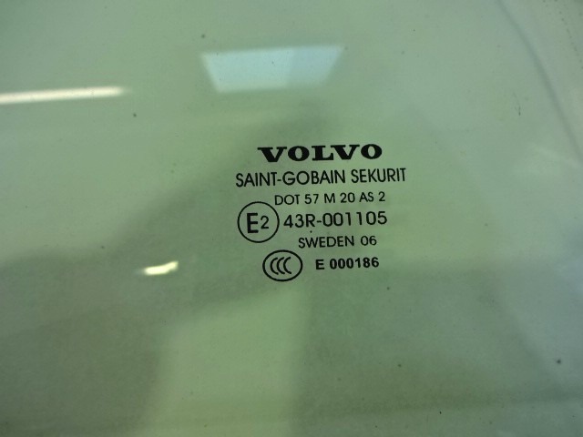 STEKLO ZADNJIH DESNIH VRAT OEM N. 30674295 ORIGINAL REZERVNI DEL VOLVO V50 545 (2004 - 05/2007) DIESEL LETNIK 2006