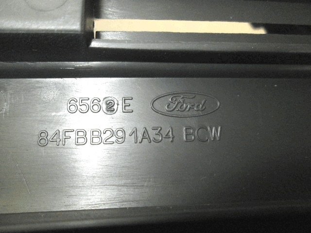 ZUNANJI PROFILI IN LETVE OEM N. 84FBB291A34BCW ORIGINAL REZERVNI DEL FORD FIESTA FBD MK2 (1983 - 1989)BENZINA LETNIK 1983