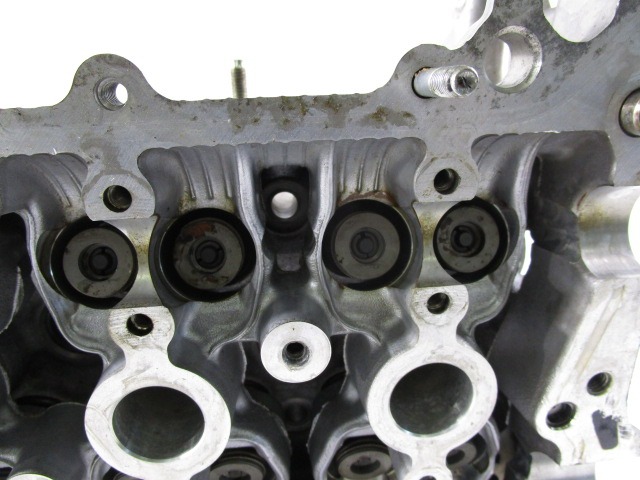 GLAVA, CILINDER IN DELI OEM N. 1110123070 ORIGINAL REZERVNI DEL TOYOTA YARIS P9 MK2 (01/2006 - 2009) BENZINA LETNIK 2008