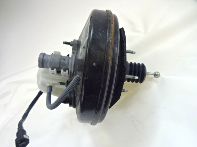 SERVO OJACEVALNIK ZAVOR S PUMPO OEM N. 9674747580 0204054560 ORIGINAL REZERVNI DEL CITROEN C4 MK2 (2010 - 2018) DIESEL LETNIK 2014