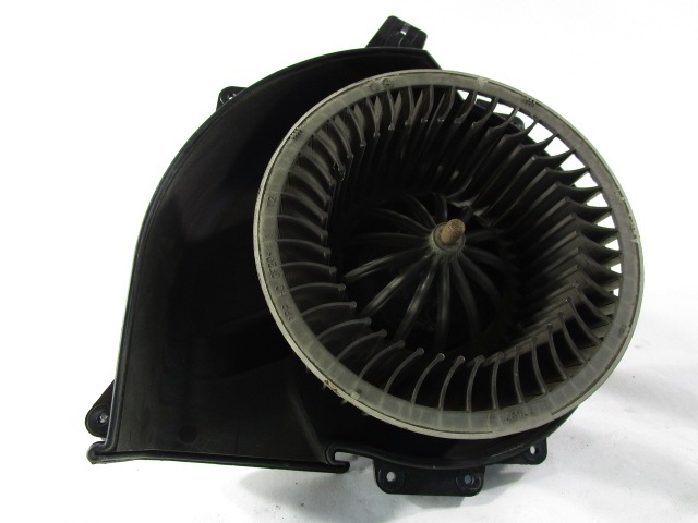 VENTILATOR  KABINE  OEM N. 6Q1819015J ORIGINAL REZERVNI DEL VOLKSWAGEN POLO 6R1 6C1 (06/2009 - 02/2014) DIESEL LETNIK 2011