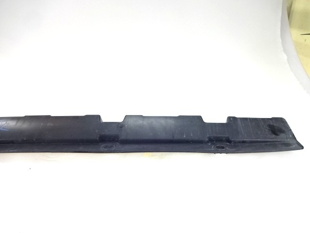 OKRASNA LETEV PRAGA  OEM N. 51773330869 ORIGINAL REZERVNI DEL BMW X3 E83 LCI R (2006 - 2010) DIESEL LETNIK 2008