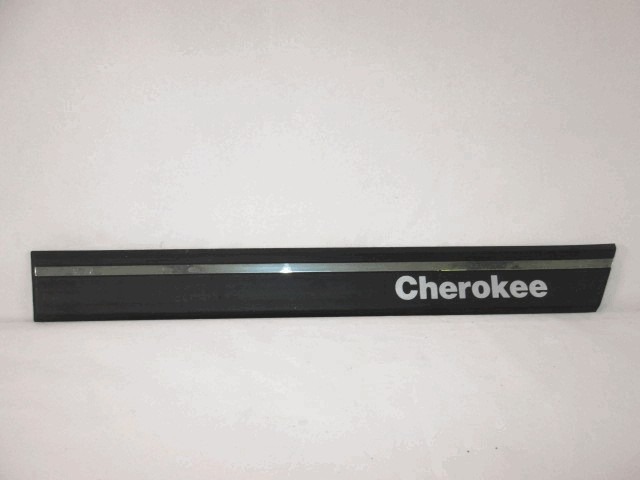 ZUNANJI PROFILI IN LETVE OEM N.  ORIGINAL REZERVNI DEL JEEP GRAND CHEROKEE ZJ ZG MK1 (1993 - 1998) DIESEL LETNIK 1993