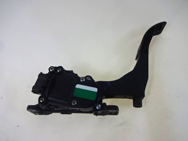 PEDALI OEM N. 6Q1721503M ORIGINAL REZERVNI DEL SEAT IBIZA 6L1 MK3 R (02/2006 - 2008) BENZINA LETNIK 2006