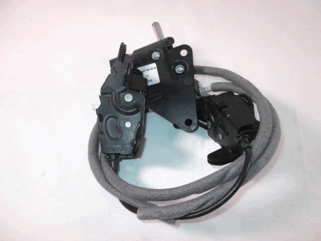 ZAKLEPANJE PRTLJA?NIH VRAT  OEM N. 51247149630 ORIGINAL REZERVNI DEL BMW X5 E70 (2006 - 2010) DIESEL LETNIK 2007