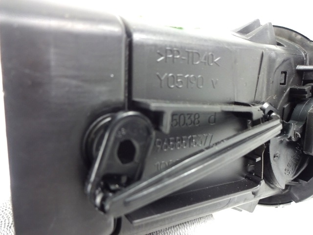 CENTRALNE PREZRACEVALNE SOBE  OEM N. 9658515377 ORIGINAL REZERVNI DEL PEUGEOT 308 4A 4B 4C 4E 4H MK1 BER/SW/CC (2007 - 2013) DIESEL LETNIK 2008