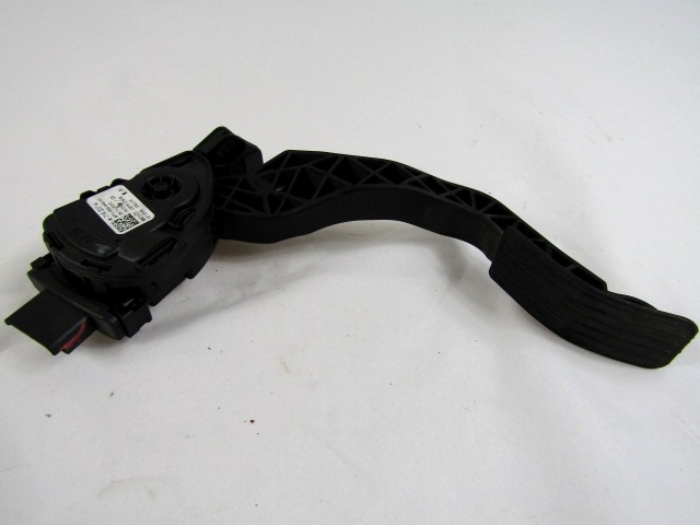 PEDALI OEM N. 9671433780 ORIGINAL REZERVNI DEL CITROEN C3 MK2 SC (2009 - 2016) BENZINA LETNIK 2011