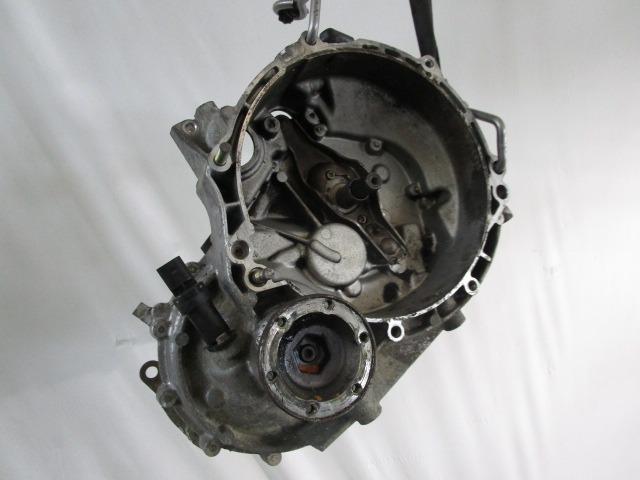 ROCNI MENJALNIK OEM N. 2301107 ORIGINAL REZERVNI DEL SKODA FABIA MK1 6Y2 BER/SW (2000 - 03/2007) BENZINA LETNIK 2002