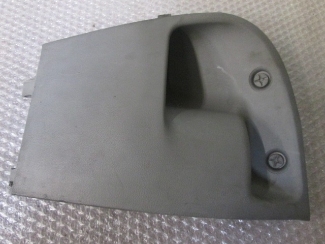 PREDAL ZA DOKUMENTE OEM N. 751880293 ORIGINAL REZERVNI DEL FIAT PUNTO 188 188AX MK2 (1999 - 2003) DIESEL LETNIK 2000