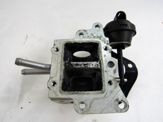 EGR VENTIL   OEM N. 038131063E ORIGINAL REZERVNI DEL VOLKSWAGEN NEW BEETLE 9C1 1C1 1Y7 R (2006 - 2011)DIESEL LETNIK 2007