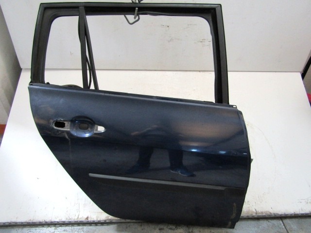 ZADNJA DESNA VRATA OEM N. 7751475037 ORIGINAL REZERVNI DEL RENAULT MEGANE MK2 BM0/1 CM0/1 EM0/1 KM0/1 LM0/1 BER/GRANDTOUR  (10/2002 - 02/2006) DIESEL LETNIK 2003