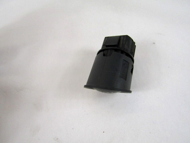 STIKALO START/STOP OEM N. 1927937 ORIGINAL REZERVNI DEL RENAULT MEGANE MK2 BM0/1 CM0/1 EM0/1 KM0/1 LM0/1 BER/GRANDTOUR  (10/2002 - 02/2006) DIESEL LETNIK 2003