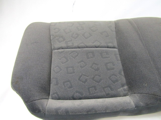 ZADNJE SEDISCE BLAGO OEM N. DIPITTYCOROLLAE11BR3P ORIGINAL REZERVNI DEL TOYOTA COROLLA E11 (1995 - 2002)BENZINA LETNIK 2001