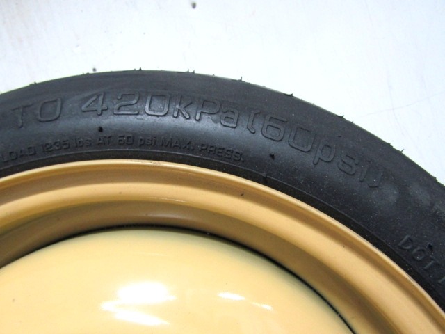 MALO REZERVNO KOLO OEM N.  ORIGINAL REZERVNI DEL TOYOTA COROLLA E11 (1995 - 2002)BENZINA LETNIK 2001