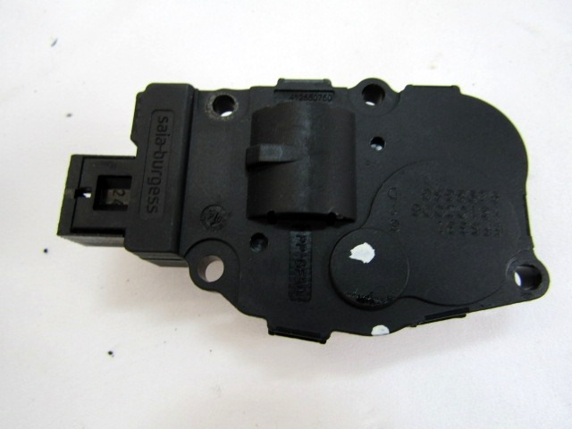 MOTORCEK OGREVANJA OEM N. 929888G ORIGINAL REZERVNI DEL BMW SERIE 3 BER/SW/COUPE/CABRIO E90/E91/E92/E93 (2005 -2009) DIESEL LETNIK 2006
