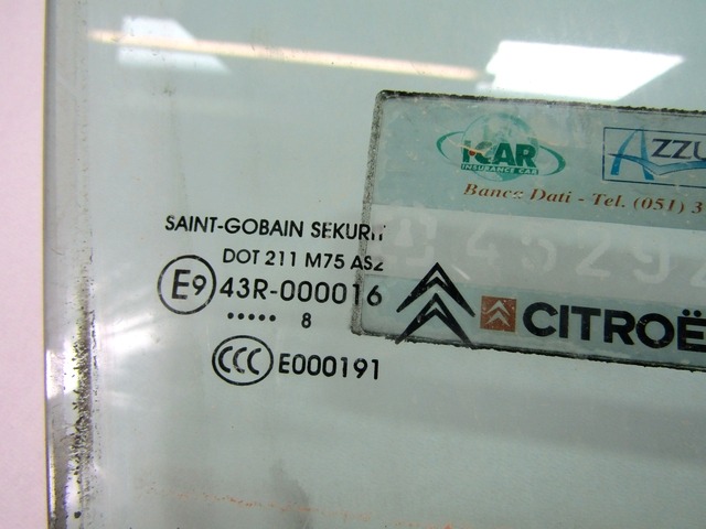 STEKLO SPREDNJIH DESNIH VRAT OEM N. 9806025980 ORIGINAL REZERVNI DEL CITROEN C4 PICASSO/GRAND PICASSO MK1 (2006 - 08/2013) DIESEL LETNIK 2008