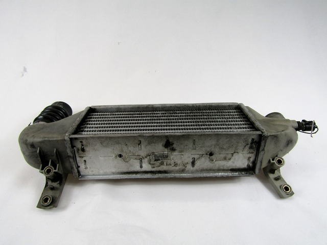 HLADILNIK INTERCOOLER OEM N. 1M5Q9L440BA ORIGINAL REZERVNI DEL FORD FOCUS DAW DBW DNW MK1 R BER/SW (2001-2005) DIESEL LETNIK 2003