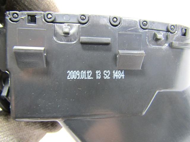 ODVOD ZRAKA OEM N. 73630-51K00 ORIGINAL REZERVNI DEL OPEL AGILA B H08 (2008 - 2015)BENZINA LETNIK 2009