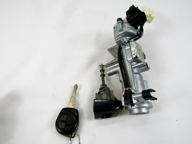 KOMPLET ODKLEPANJE IN VZIG  OEM N. 23426 KIT ACCENSIONE AVVIAMENTO ORIGINAL REZERVNI DEL OPEL AGILA B H08 (2008 - 2015)BENZINA LETNIK 2009