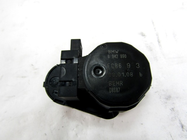 MOTORCEK OGREVANJA OEM N. 6942990 ORIGINAL REZERVNI DEL BMW SERIE 5 E60 E61 (2003 - 2010) DIESEL LETNIK 2008