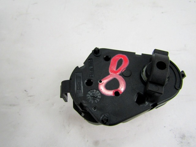 MOTORCEK OGREVANJA OEM N. 6942988 ORIGINAL REZERVNI DEL BMW SERIE 5 E60 E61 (2003 - 2010) DIESEL LETNIK 2008