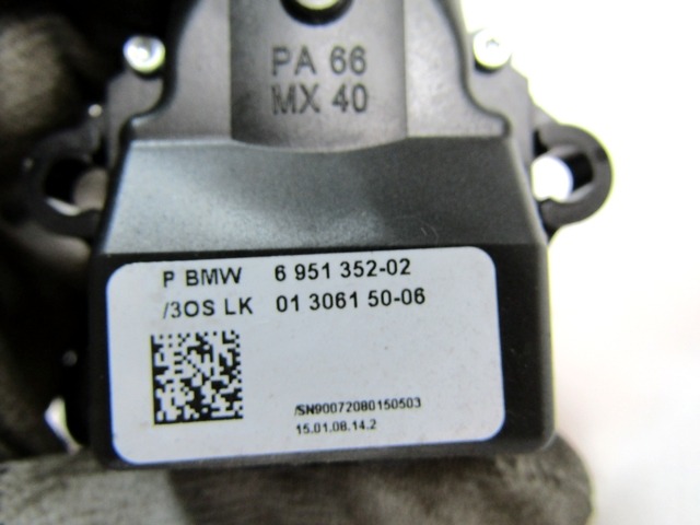 MULTIFUNKCIJSKI VOLAN OEM N. 6951352 ORIGINAL REZERVNI DEL BMW SERIE 5 E60 E61 (2003 - 2010) DIESEL LETNIK 2008