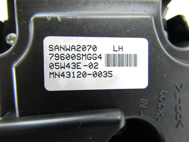 NADZOR KLIMATSKE NAPRAVE OEM N. SANWA2070 ORIGINAL REZERVNI DEL HONDA CIVIC FN FK FD FA MK8 (2006 - 2012)BENZINA LETNIK 2006