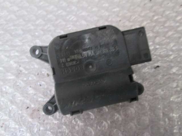 MOTORCEK OGREVANJA OEM N. 132801337 ORIGINAL REZERVNI DEL AUDI A3 MK2 8P 8PA 8P1 (2003 - 2008)BENZINA LETNIK 2004