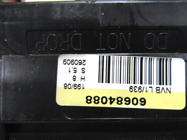 CENTRALNO ZAKLEPANJE OEM N. 60684088 ORIGINAL REZERVNI DEL ALFA ROMEO 159 939 BER/SW (2005 - 2013) DIESEL LETNIK 2008